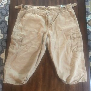 Tan capris